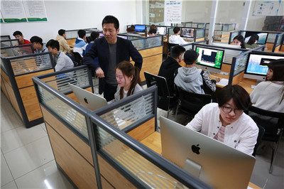 西安科技大学高新学院2022年新增软件科技领域本科专业通过学士学位授权评审